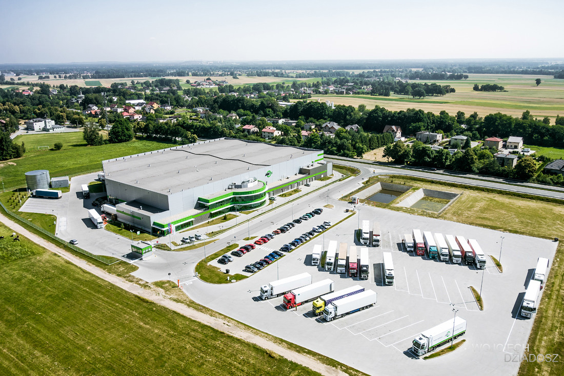 fotografia lotnicza przemysłu na terenie warszawy.